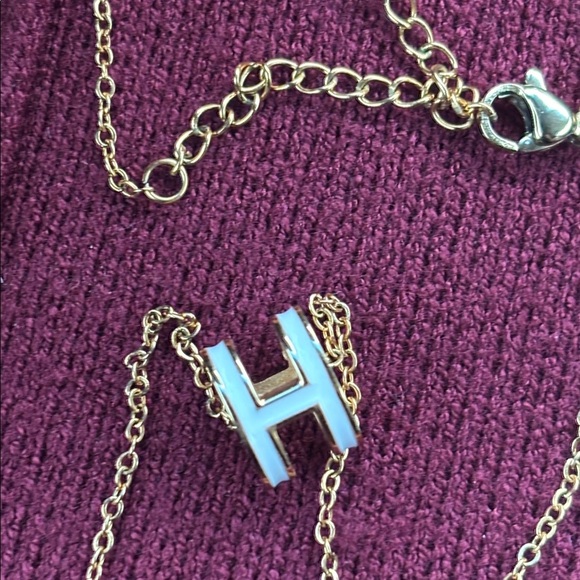 Vintage fashion Luxe Dainty cream  gold Tone  necklace New - Picture 8 of 11